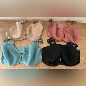 Set of 4 Soma Intimates Lightly Lined Bras 38DDD in Black, Pink, Blue, and Tan